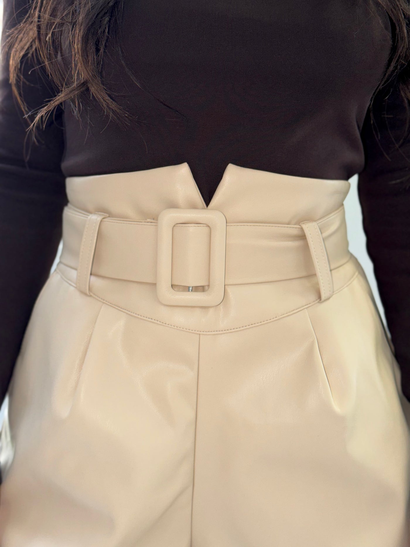 Къси панталонки Aria