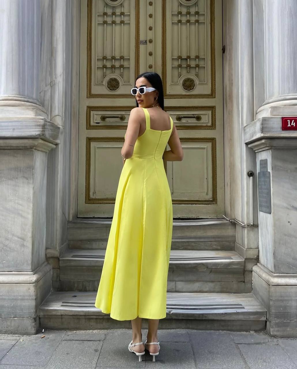 Рокля Swan Yellow