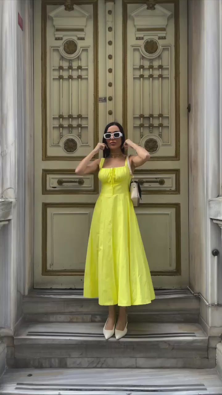 Рокля Swan Yellow